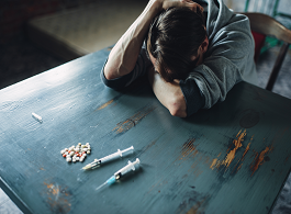 Impactos Psicossociais no Uso de Drogas Lícitas e Ilícitas
